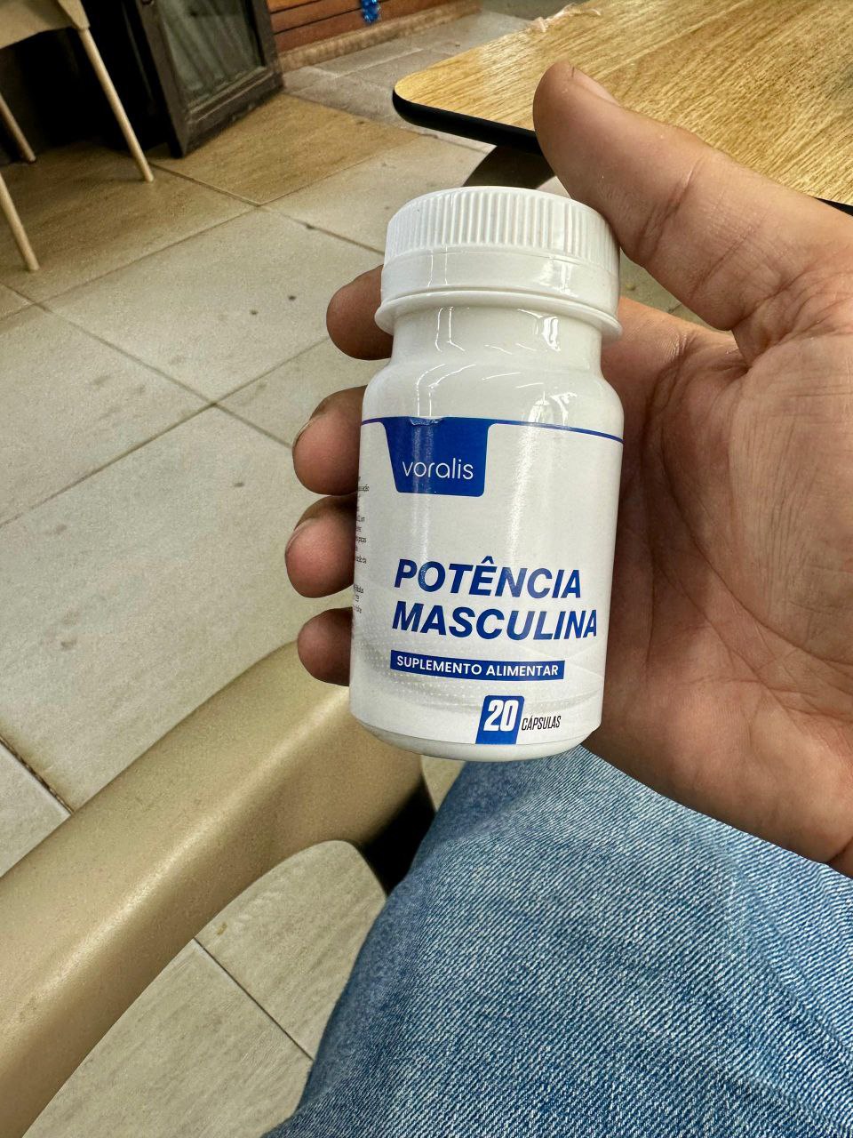 Voralis Potência Masculina tenu en main – Photo réelle